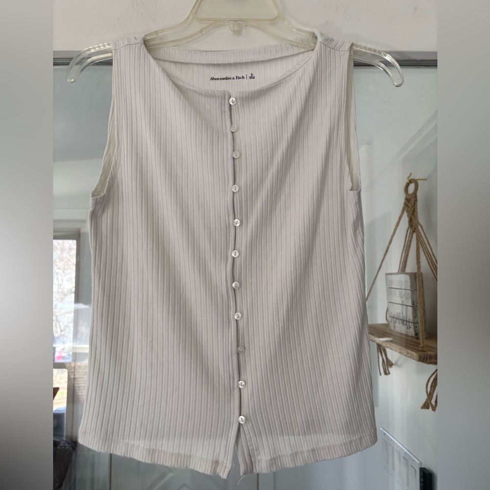 Abercrombie & Fitch‎ Ribbed Button-Down Camisole